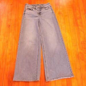 OLD NAVY Sky-High A-Line Wide Leg Jeans Medium Blue Wash - Size 4